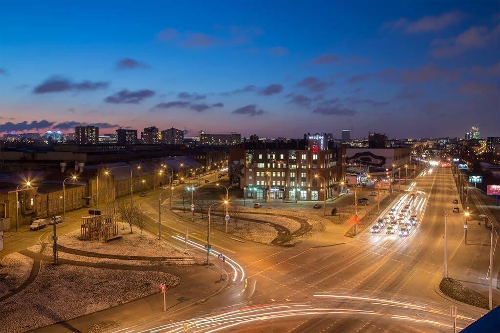 Willing Hotel Minsk Exterior foto